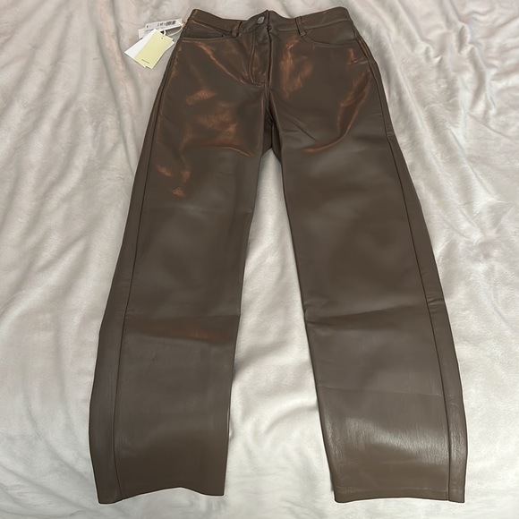 NWT Aritzia Wilfred Melina Vegan Leather Cropped Ankle Pants - Shitake - Size 2 - Picture 8 of 8